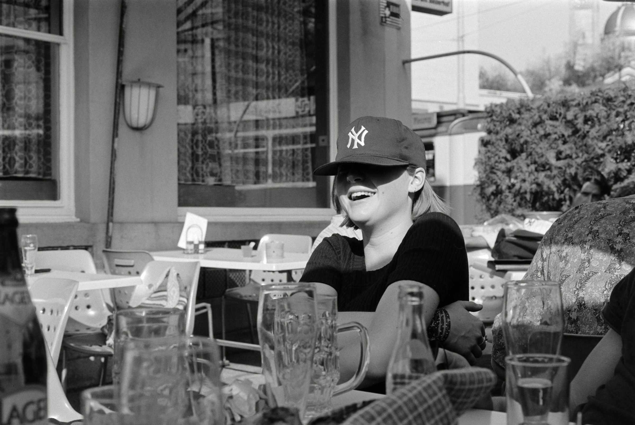 AHP F1993 04 002 sc240903 img21 NLP